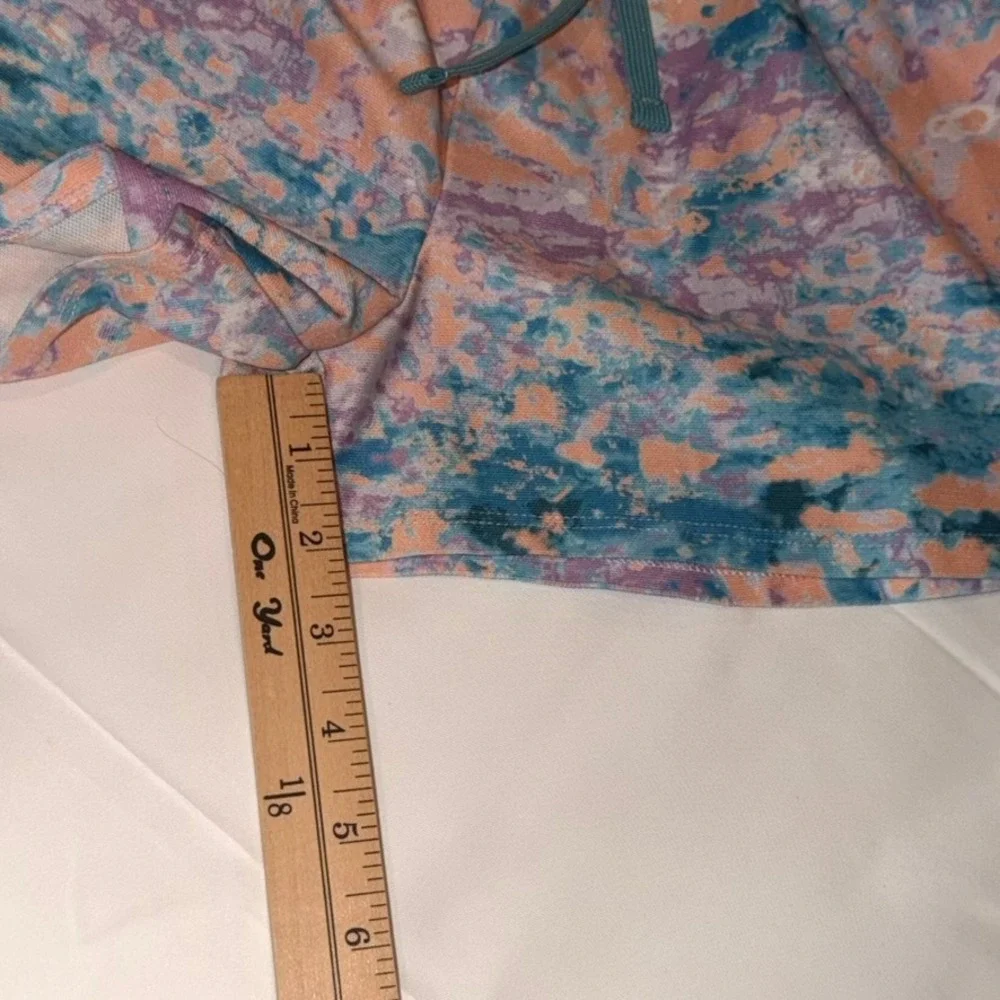 Under Armour Athletic Shorts Kids Youth Large Multicolor‎ Teal Watercolor Print